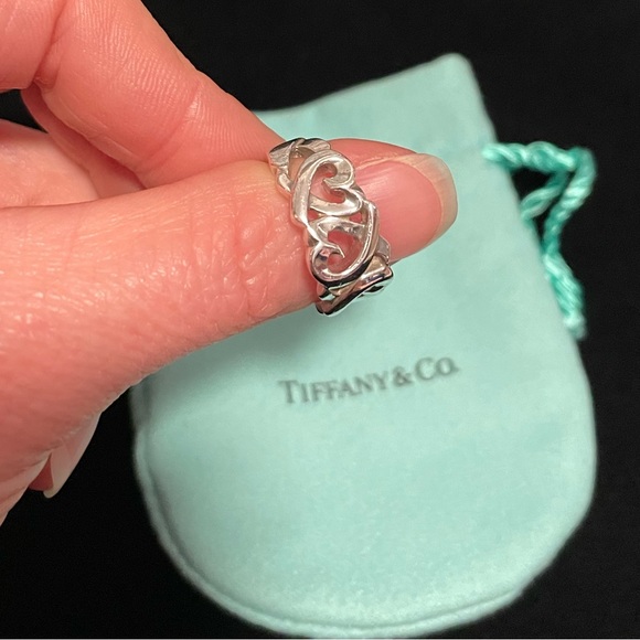 Tiffany & Co Paloma Picasso Triple Loving Heart Ring Size 5.5 - Picture 12 of 13